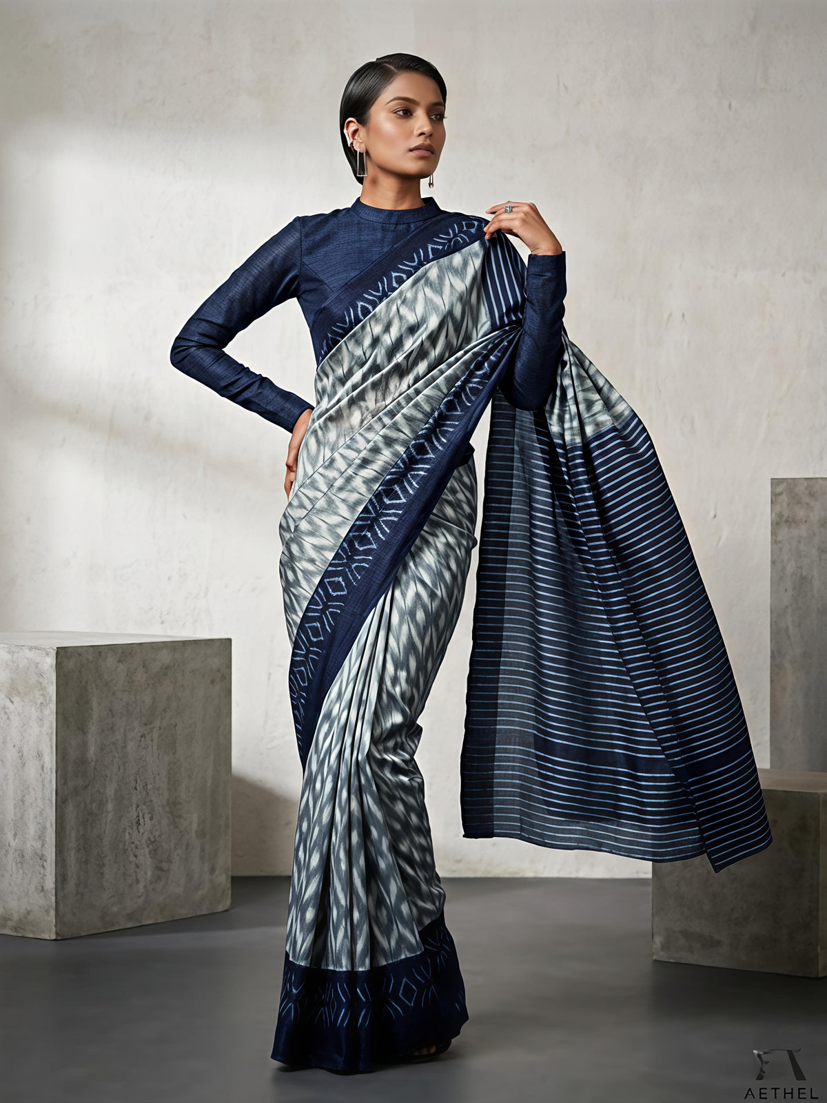 ELEGANT PURE KHADI SZAREE