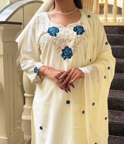 Elegant Off-White Blue Floral Floral-Embroidered Kurta Set